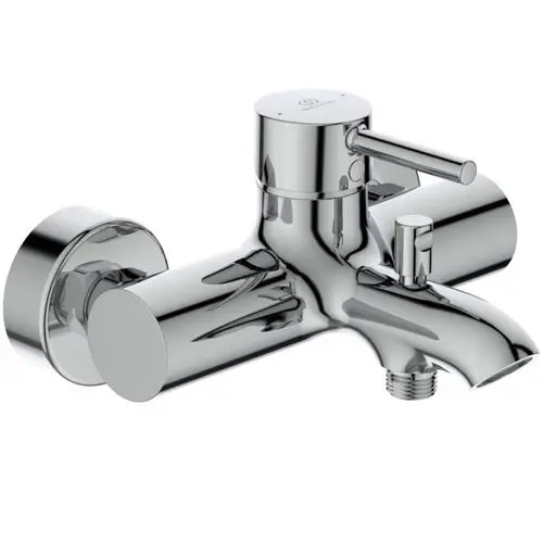 Chromene Badearmatur von Ideal Standard mit einem Haupthebel zur Temperaturregelung und einem Auslauf. Ausführung in glänzendem Metall, geeignet für Wandmontage.
